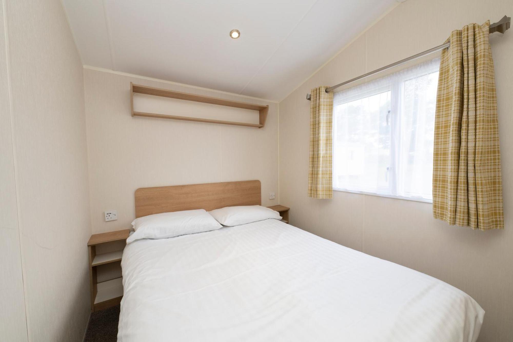 Tencreek Holiday Park Лоо Екстер'єр фото