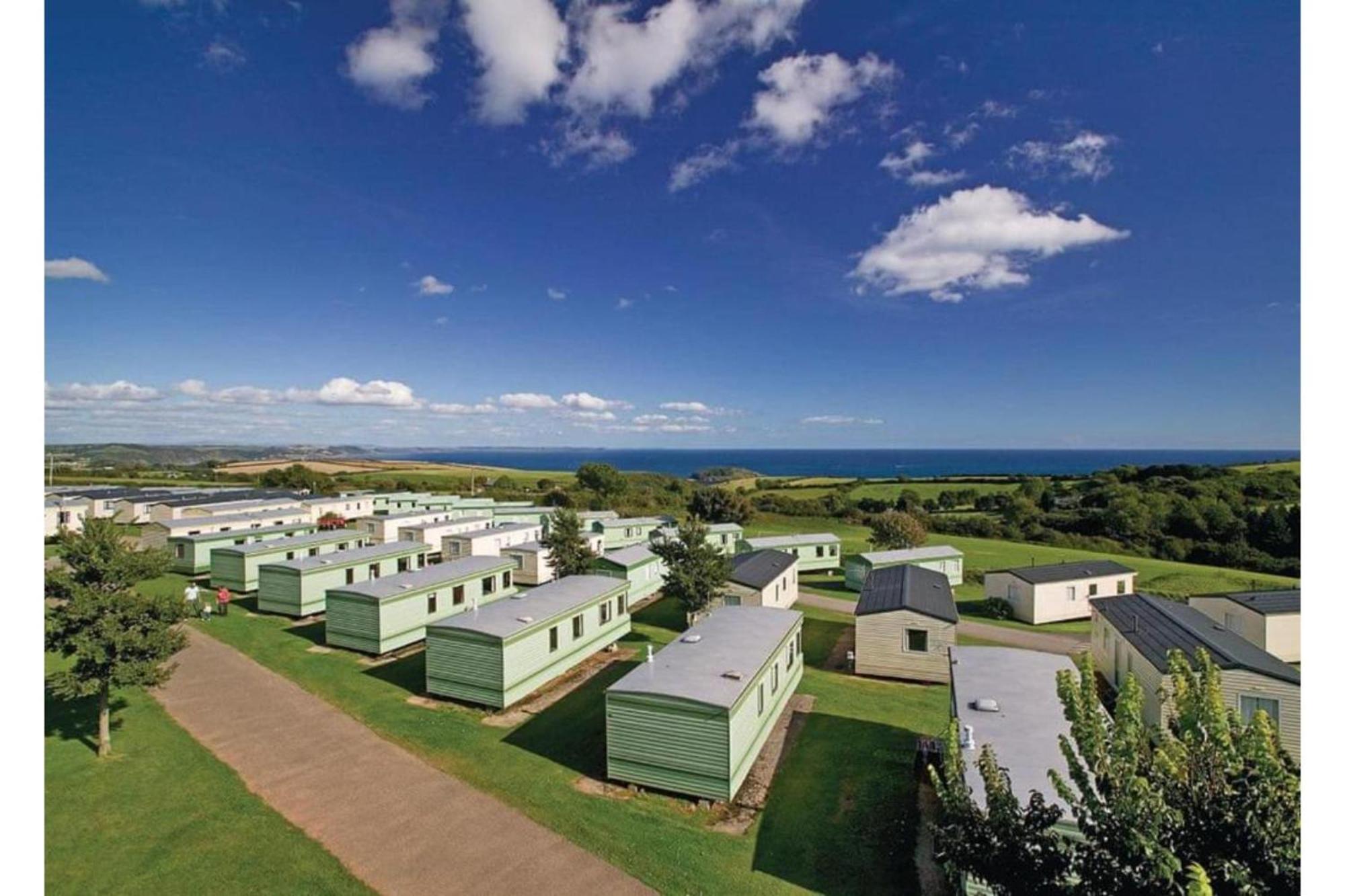Tencreek Holiday Park Лоо Екстер'єр фото