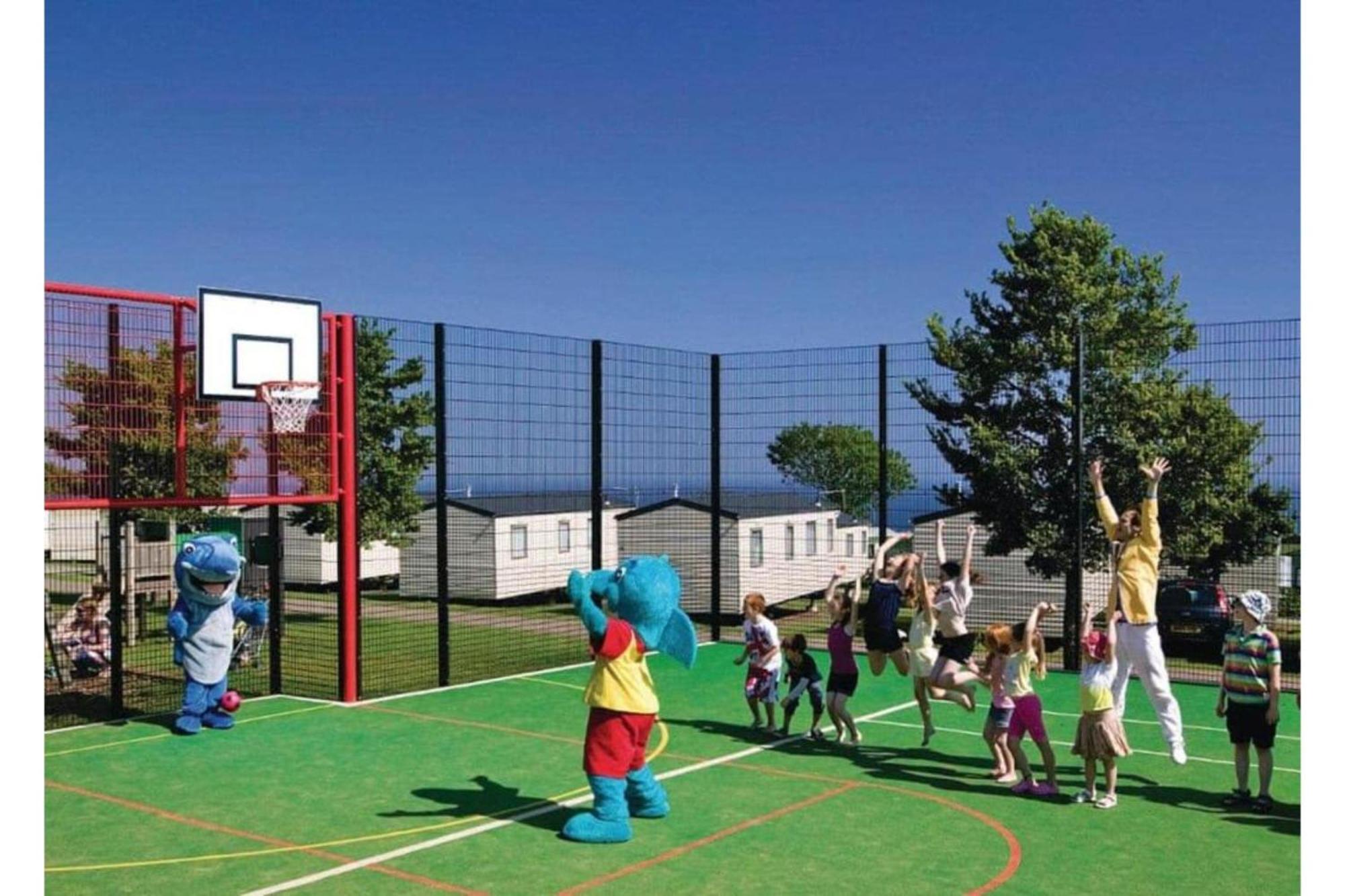 Tencreek Holiday Park Лоо Екстер'єр фото