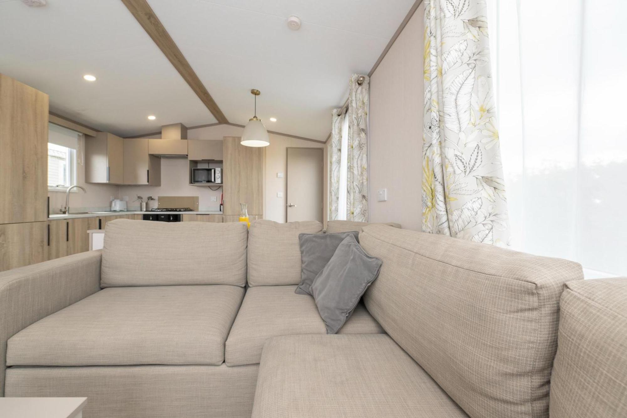 Tencreek Holiday Park Лоо Екстер'єр фото