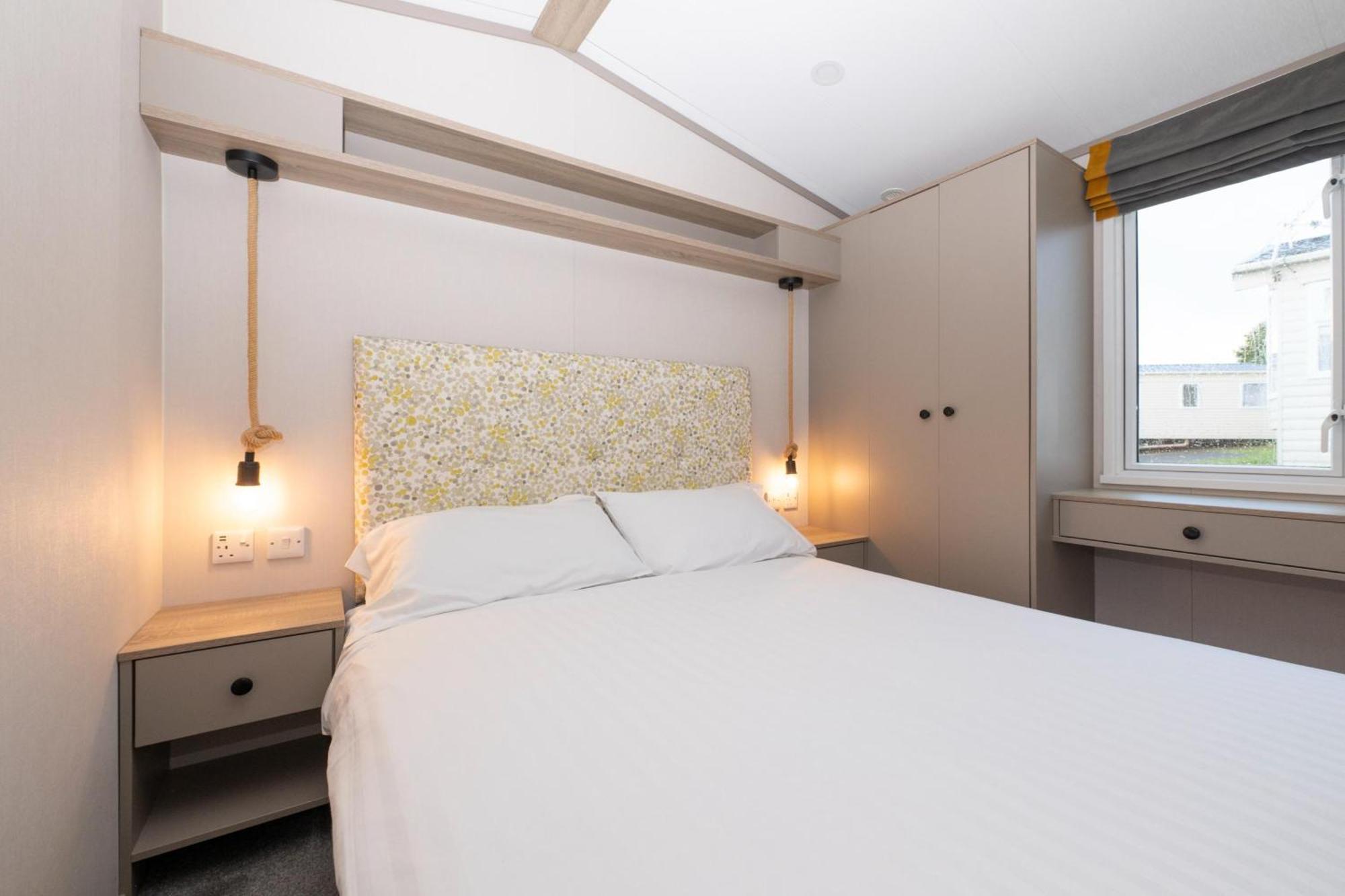 Tencreek Holiday Park Лоо Екстер'єр фото